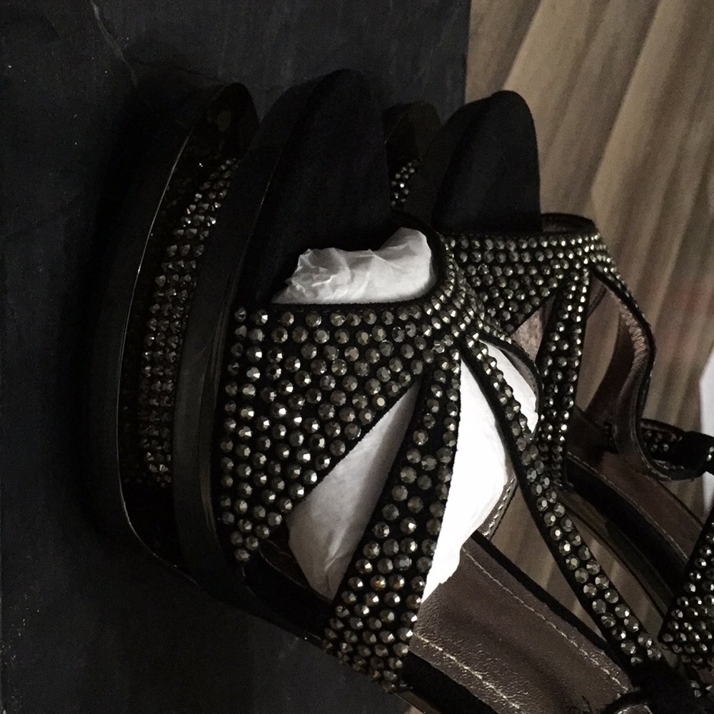 Pleaser Black and Silver Platform Heels - Picture 5 of 8